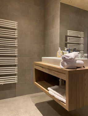 Bad, Ferienwohnungen im Landhaus Rosengartl